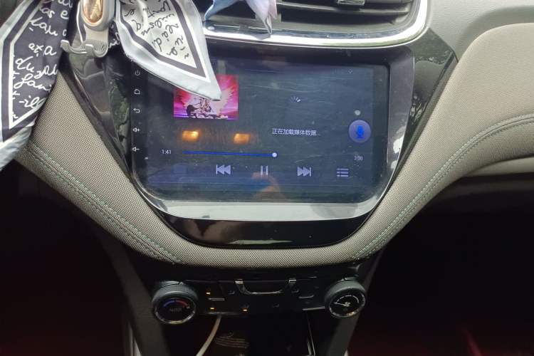 Used Chevrolet Malibu 2018 530T Automatic Comfort Edition Audio And AC Panel