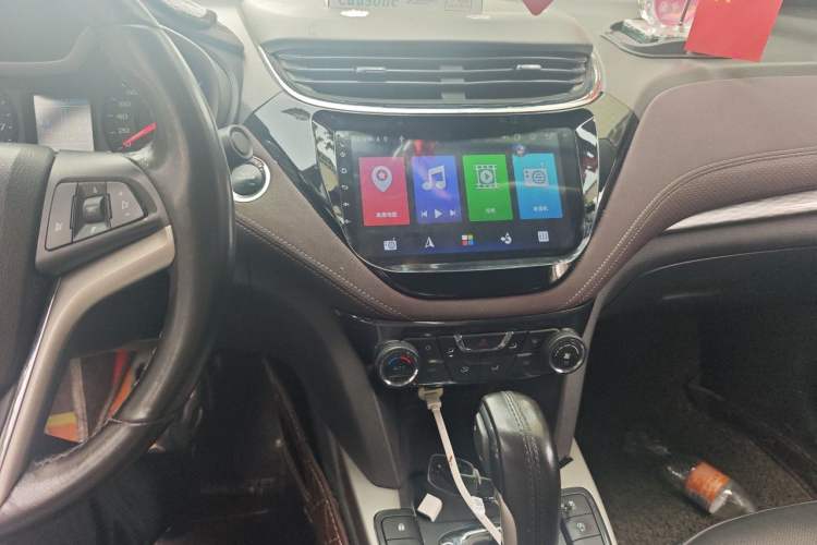 Used Chevrolet Malibu 2018 530T Automatic Luxury Edition Audio And AC Panel