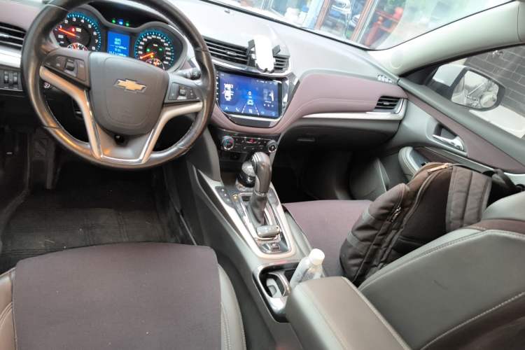 Used Chevrolet Malibu 2018 530T Automatic Fashion Edition Audio And AC Panel