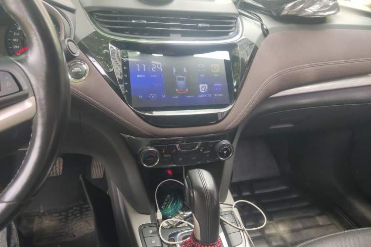 Used Chevrolet Malibu 2018 530T Automatic Fashion Edition Audio And AC Panel