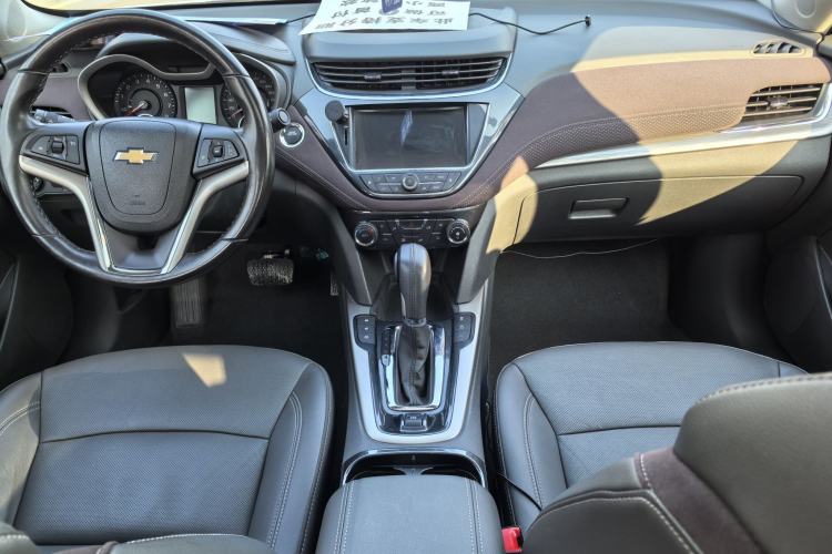 Used Chevrolet Malibu 2018 530T Automatic Luxury Edition Audio And AC Panel