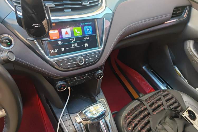 Used Chevrolet Malibu 2018 530T Automatic Luxury Edition Audio And AC Panel