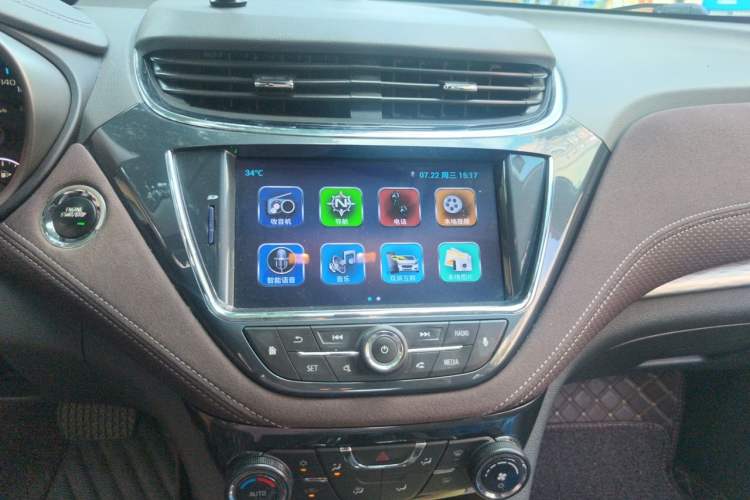 Used Chevrolet Malibu 2018 530T Automatic Luxury Edition Audio And AC Panel