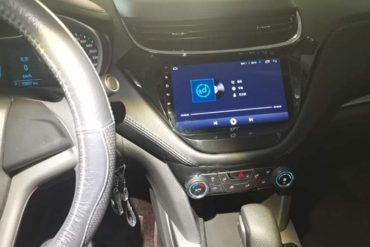 Used Chevrolet Malibu 2018 530T Automatic Comfort Edition Audio And AC Panel