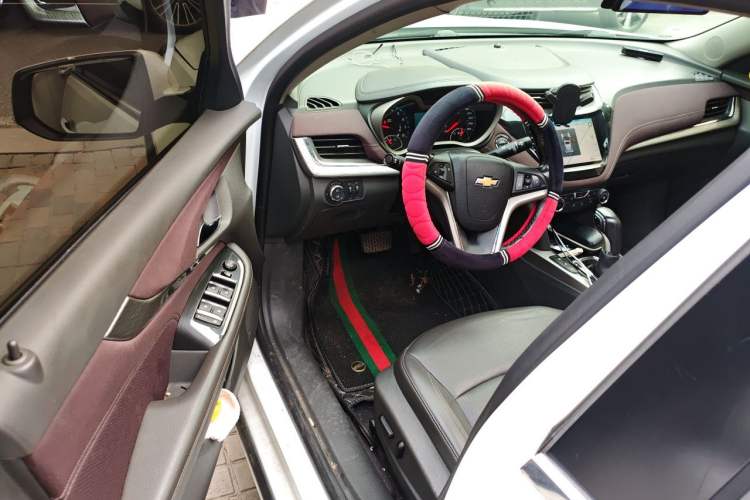 Used Chevrolet Malibu 2018 530T Automatic Fashion Edition Driver Seat