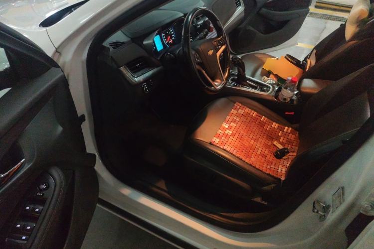 Used Chevrolet Malibu 2018 530T Automatic Luxury Edition Driver Seat