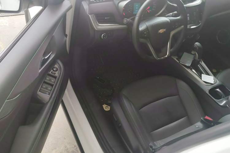 Used Chevrolet Malibu 2018 530T Automatic Fashion Edition Driver Seat
