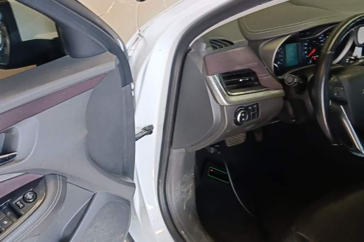 Used Chevrolet Malibu 2018 530T Automatic Fashion Edition Driver Seat