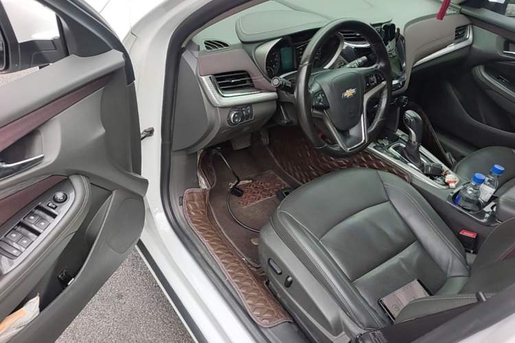 Used Chevrolet Malibu 2018 530T Automatic Fashion Edition Driver Seat