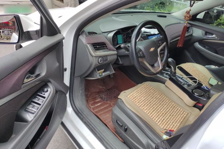 Used Chevrolet Malibu 2018 530T Automatic Fashion Edition Driver Seat