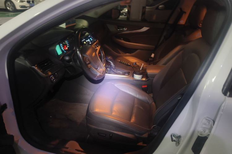 Used Chevrolet Malibu 2018 530T Automatic Luxury Edition Driver Seat