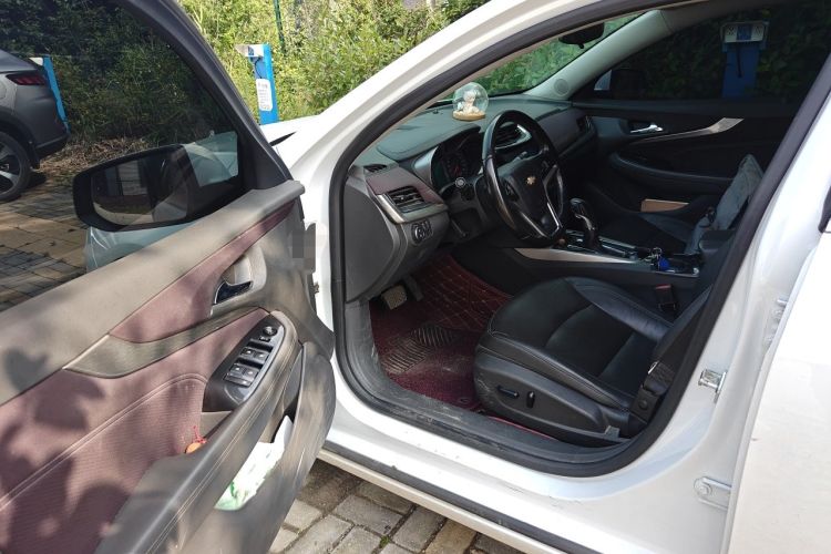 Used Chevrolet Malibu 2018 530T Automatic Fashion Edition Driver Seat