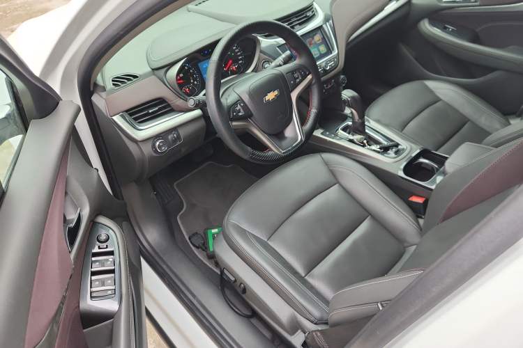 Used Chevrolet Malibu 2018 530T Automatic Luxury Edition Driver Seat