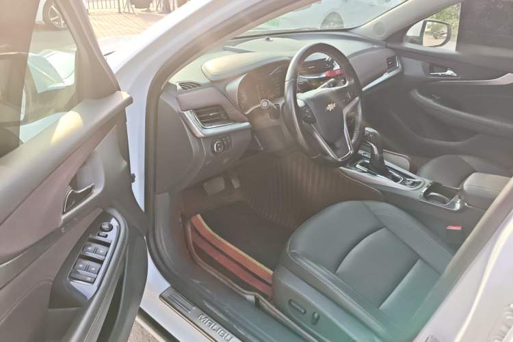 Used Chevrolet Malibu 2018 530T Automatic Fashion Edition Driver Seat