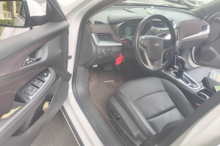 Used Chevrolet Malibu 2018 530T Automatic Luxury Edition Driver Seat