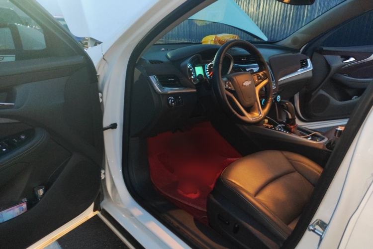 Used Chevrolet Malibu 2018 530T Automatic Luxury Edition Driver Seat