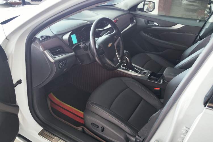 Used Chevrolet Malibu 2018 530T Automatic Fashion Edition Driver Seat