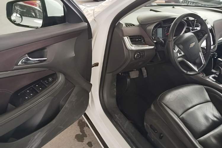 Used Chevrolet Malibu 2018 530T Automatic Fashion Edition Driver Seat