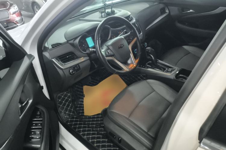 Used Chevrolet Malibu 2018 530T Automatic Luxury Edition Driver Seat