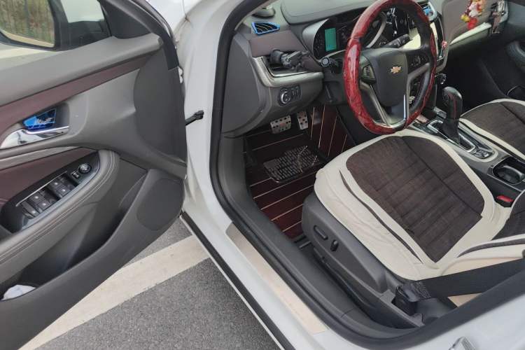Used Chevrolet Malibu 2018 530T Automatic Fashion Edition Driver Seat