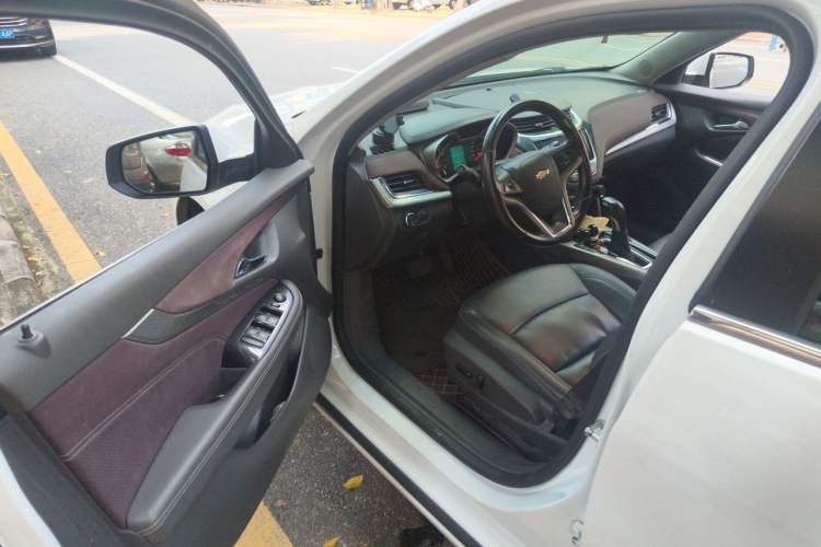 Used Chevrolet Malibu 2018 530T Automatic Luxury Edition Driver Seat