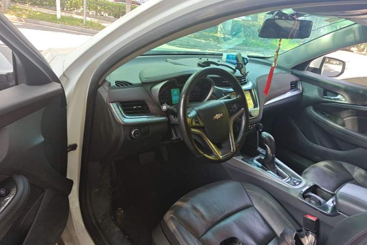 Used Chevrolet Malibu 2018 530T Automatic Luxury Edition Driver Seat