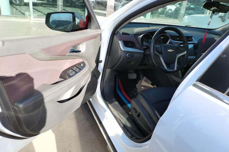 Used Chevrolet Malibu 2018 530T Automatic Fashion Edition Driver Seat
