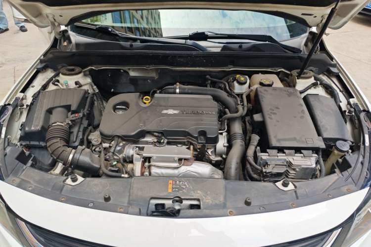 Used Chevrolet Malibu 2018 530T Automatic Luxury Edition Engine Bay