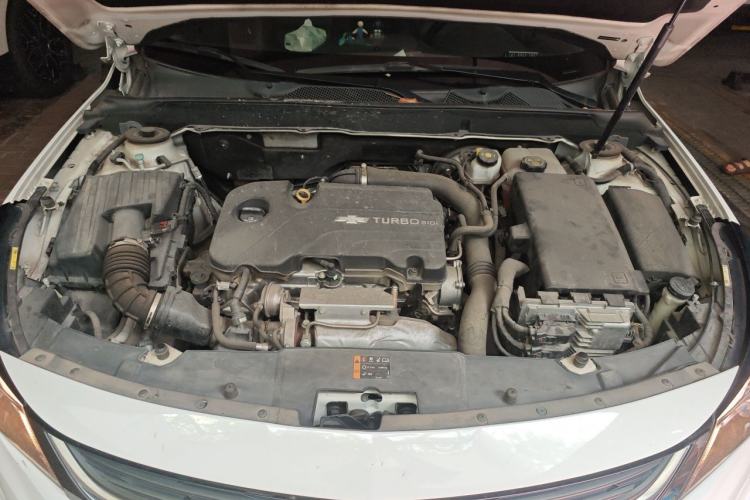 Used Chevrolet Malibu 2018 530T Automatic Luxury Edition Engine Bay
