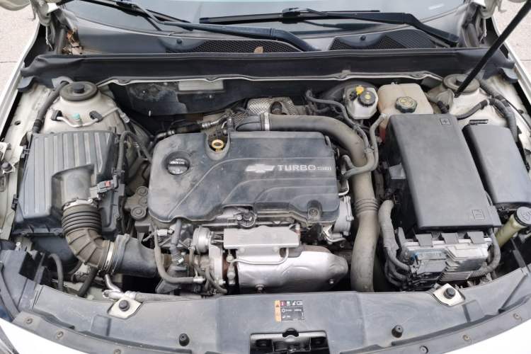 Used Chevrolet Malibu 2018 530T Automatic Luxury Edition Engine Bay