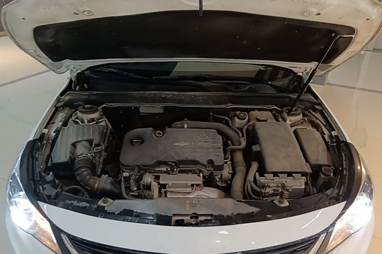 Used Chevrolet Malibu 2018 530T Automatic Fashion Edition Engine Bay
