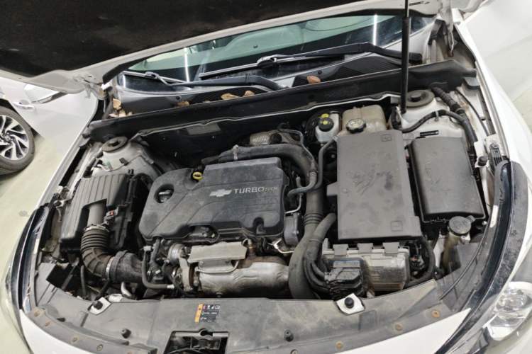 Used Chevrolet Malibu 2018 530T Automatic Luxury Edition Engine Bay