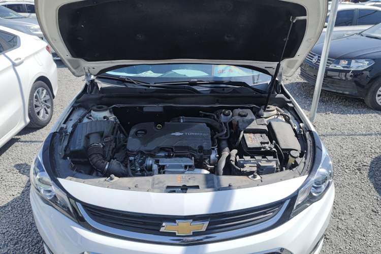 Used Chevrolet Malibu 2018 530T Automatic Fashion Edition Engine Bay