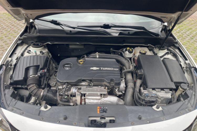 Used Chevrolet Malibu 2018 530T Automatic Fashion Edition Engine Bay