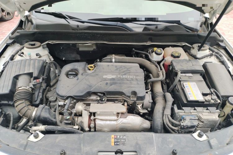 Used Chevrolet Malibu 2018 530T Automatic Luxury Edition Engine Bay