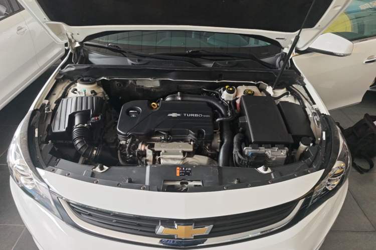 Used Chevrolet Malibu 2018 530T Automatic Luxury Edition Engine Bay
