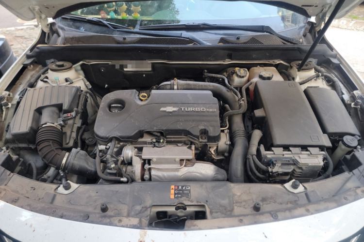 Used Chevrolet Malibu 2018 530T Automatic Fashion Edition Engine Bay