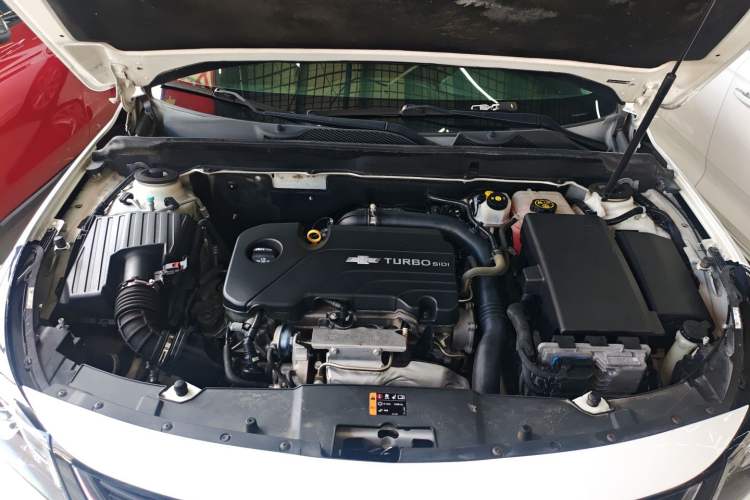 Used Chevrolet Malibu 2018 530T Automatic Luxury Edition Engine Bay