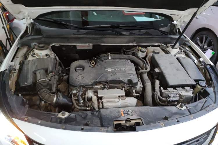 Used Chevrolet Malibu 2018 530T Automatic Fashion Edition Engine Bay