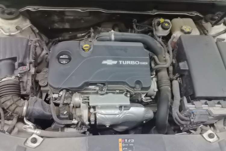 Used Chevrolet Malibu 2018 530T Automatic Comfort Edition Engine Bay