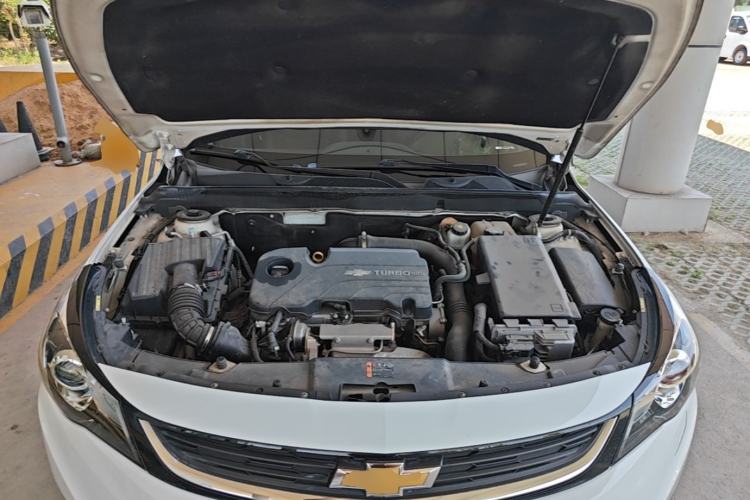 Used Chevrolet Malibu 2018 530T Automatic Luxury Edition Engine Bay