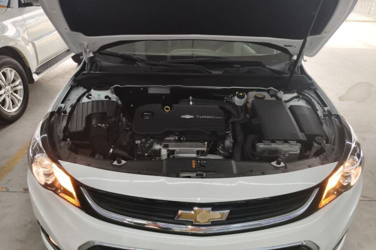 Used Chevrolet Malibu 2018 530T Automatic Fashion Edition Engine Bay