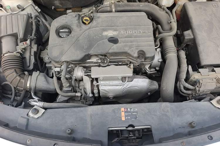 Used Chevrolet Malibu 2018 530T Automatic Luxury Edition Engine Bay