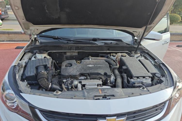 Used Chevrolet Malibu 2018 530T Automatic Luxury Edition Engine Bay