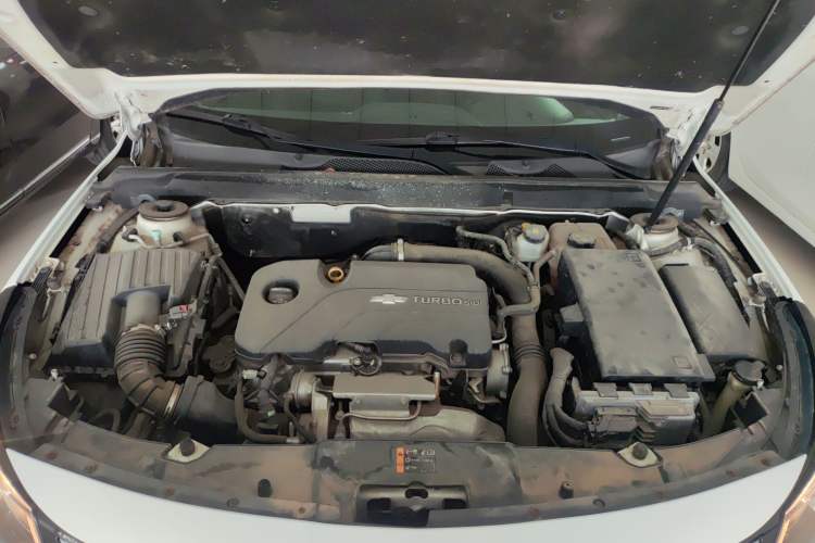 Used Chevrolet Malibu 2018 530T Automatic Fashion Edition Engine Bay