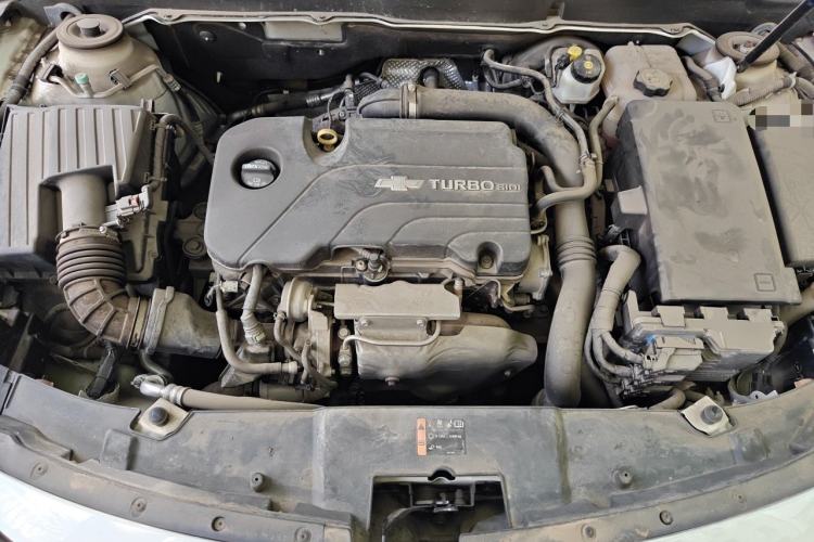 Used Chevrolet Malibu 2018 530T Automatic Luxury Edition Engine Bay