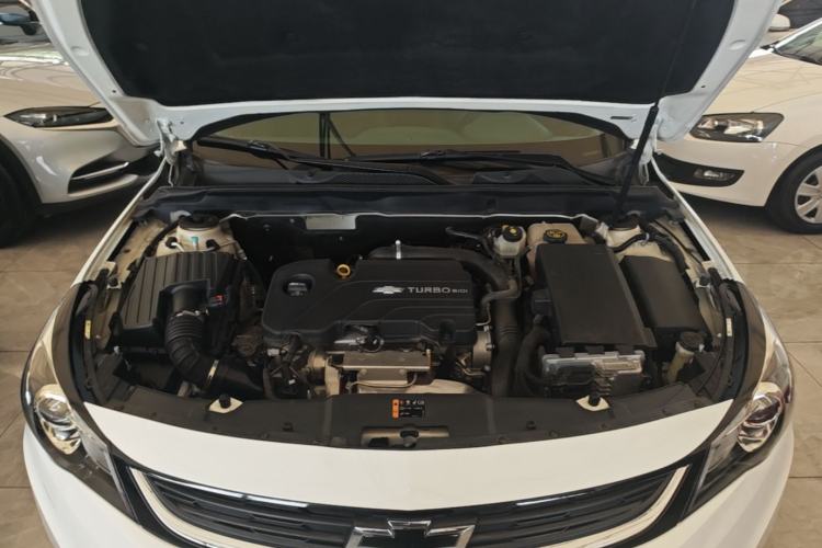 Used Chevrolet Malibu 2018 530T Automatic Luxury Edition Engine Bay