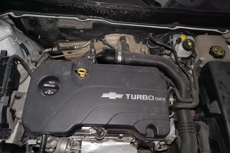 Used Chevrolet Malibu 2018 530T Automatic Luxury Edition Engine Bay