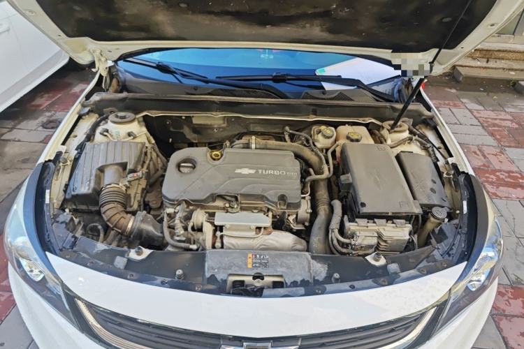 Used Chevrolet Malibu 2018 530T Automatic Luxury Edition Engine Bay