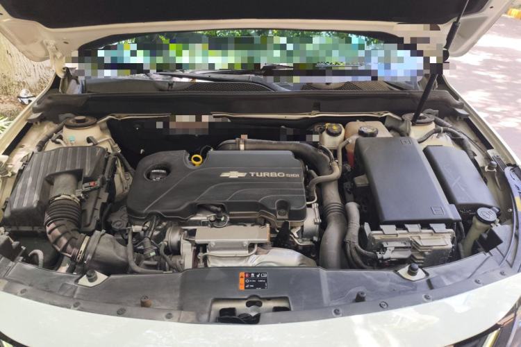 Used Chevrolet Malibu 2018 530T Automatic Luxury Edition Engine Bay